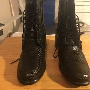 New Jeffrey Campbell Leather Ankle Boots size 10